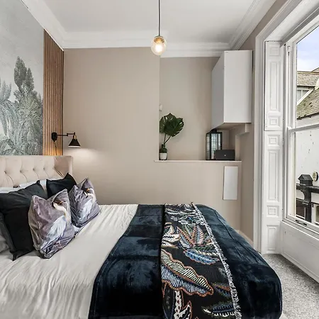 Διαμέρισμα Lavish Central Abode - Garden Terrace *