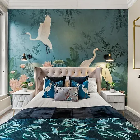 Lavish Central Abode - Garden Terrace * Whitby